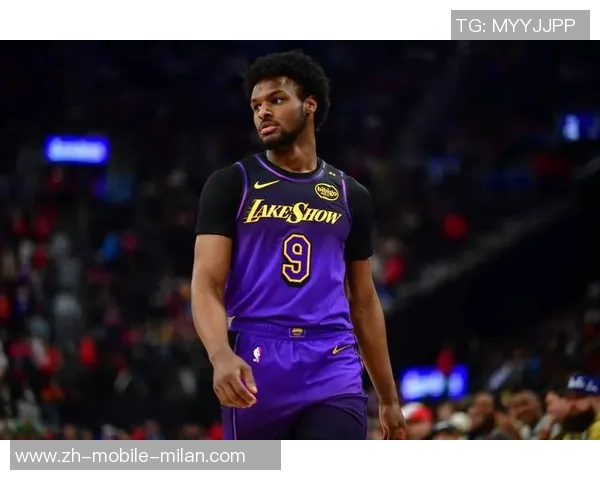 夸梅：布朗尼若想首发需提升接球投篮能力不能只依赖老爸的三分训练